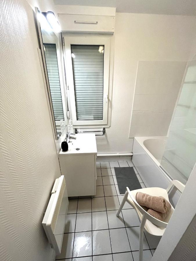Charmant Appartement Proche Centre Ville Reims Kültér fotó