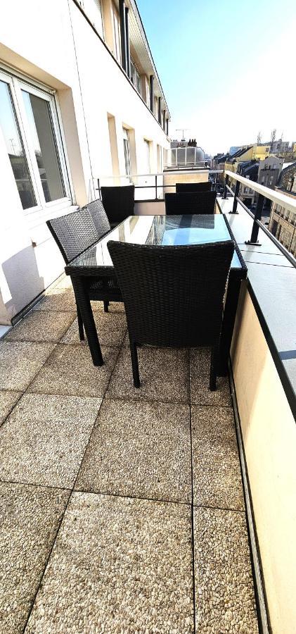 Charmant Appartement Proche Centre Ville Reims Kültér fotó